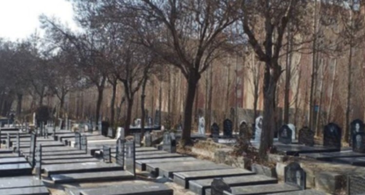 نظارت بر رعایت پروتکل‌های بهداشتی در آرامستان‌های ایلام تشدید می‌شود