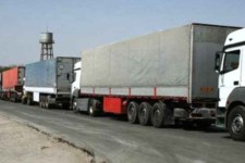 ممنوعیت تردد کامیون‌ها در محورهای مواصلاتی ایلام در ۱۳ فروردین