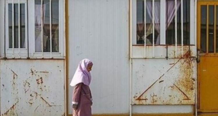 ۵۰ درصد اعتبار جمع آوری مدارس کانکسی در استان ایلام جذب شده است