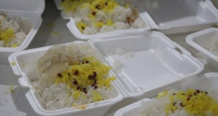 توزیع ۳۰ هزار پرس غذای گرم میان نیازمندان در ماه رمضان