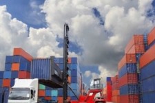 صادرات نخستین محموله صادراتی از مرز هلاله شمالی به کشور عراق