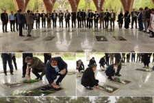 مراسم غبار روبی و عطر افشانی مزار مطهر شهدای ایلام