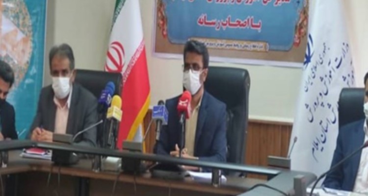 توزیع ۳۵۱ تبلت بین دانش آموزان نیازمند