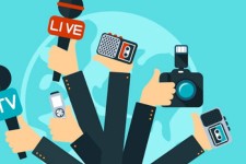 قلم اصحاب رسانه آب به آسیاب دشمن نریزد