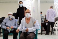 23 درصد رده سنی 71 تا 80 سال در ایلام دوز سوم واکسن کرونا را دریافت کرده‌اند