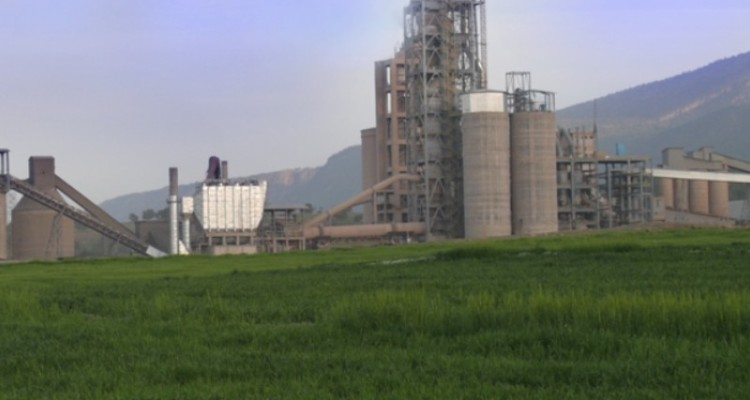 گزارش آلودگی کارخانه سیمان به دستگاه های قضایی