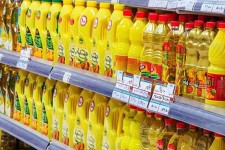 ۱۵ تن روغن خوراکی احتکار شده در ایلام کشف شد