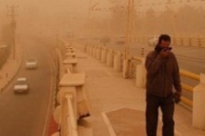 گرد و غبار مهران ۱۴ نفر را روانه بیمارستان کرد