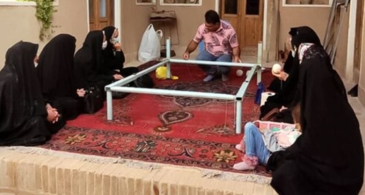 اشتغال زایی ویژه بانوان توسط بنیاد علوی شهرستان ملکشاهی