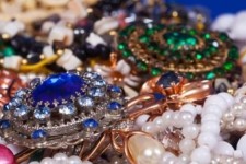 شناسایی کلاهبردار مجازی طلا و جواهرات در ایلام