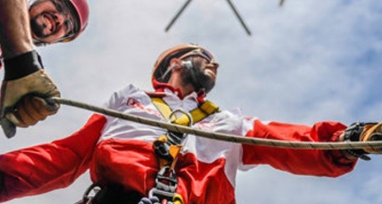 نجات شهروند گرفتار شده در ارتفاعات پشته کلم