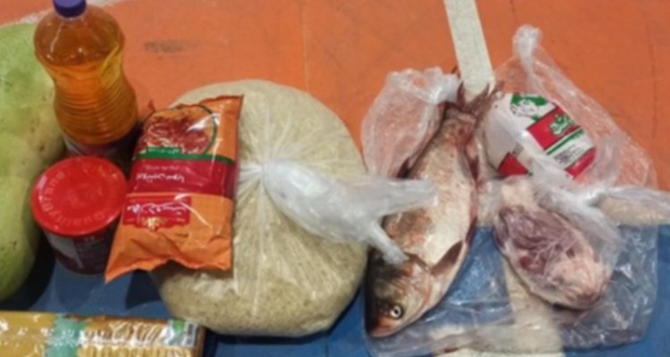 توزیع 230 بسته یلدانه در بین خانواده‌های نیازمند ایلامی