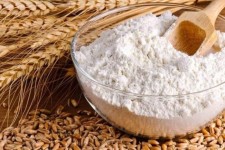 توزیع ماهانه ۹ تن آرد به خبازی های شهرستان چوار