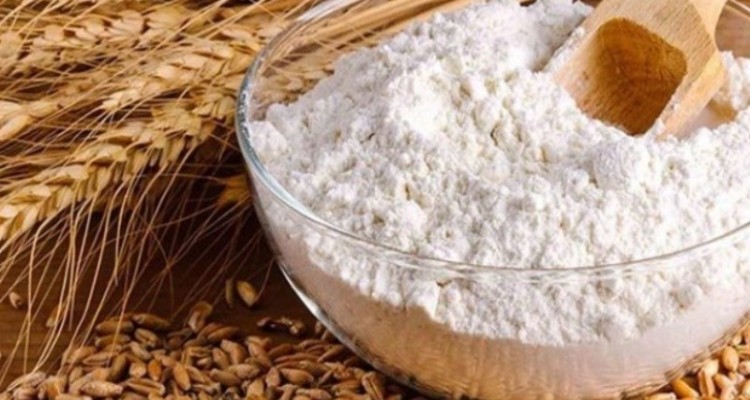 توزیع ماهانه ۹ تن آرد به خبازی های شهرستان چوار