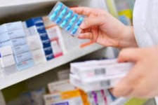 با اعطای ۴ مجوز تاسیس داروخانه در ایلام موافقت شد