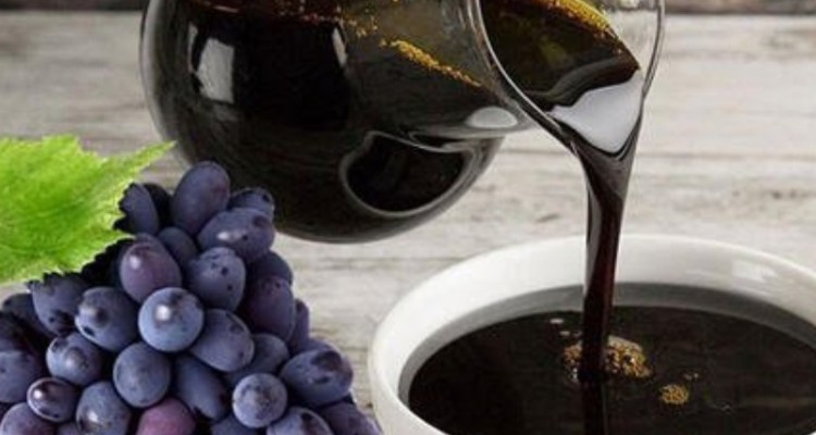 فواید منحصر به‌فرد شیره انگور