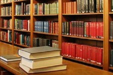 اهدا ۹۱۰ نسخه کتاب به کتابخانه عمومی شهرستان چوار