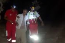نجات پیرمرد مفقود شده پس از سه ساعت جستجو در کوه شلم