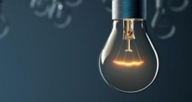 امروز برق ۱۲ دستگاه اجرایی ایلام قطع شد