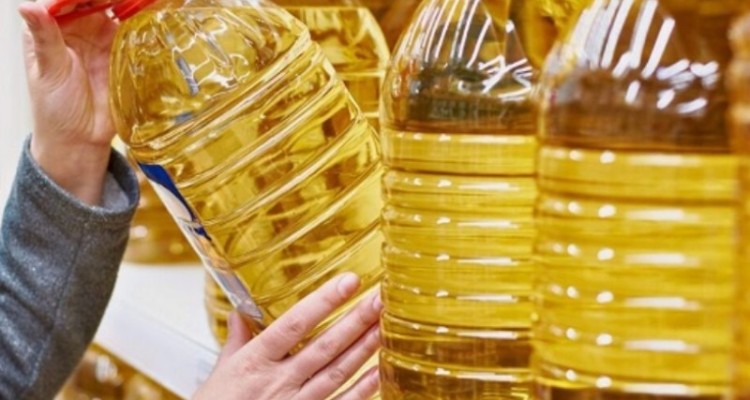 کشف بیش از ۹ تن روغن خوراکی قاچاق در استان ایلام