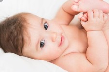 سپردن ۴۶ نوزاد به خانواده های متقاضی فرزند خوانده