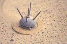 کشف ۱۰ مین جنگی در پایانه مرزی مهران