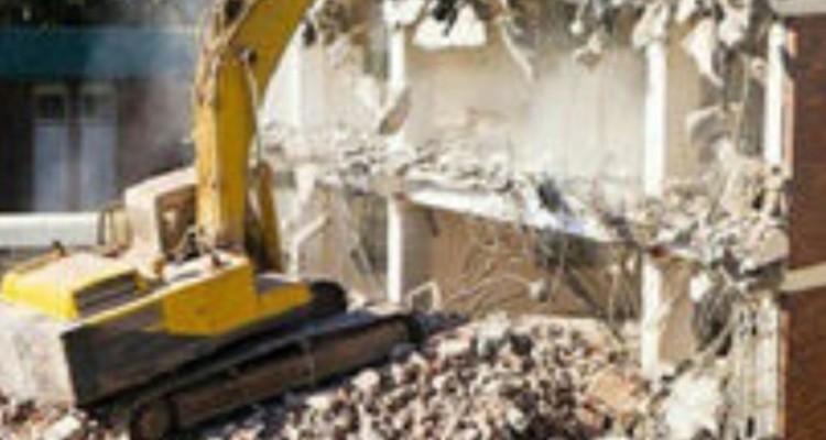 مهلت ۱۵ روزه دادستان برای رفع تصرف اراضی غیرمجاز در تنگه حمام