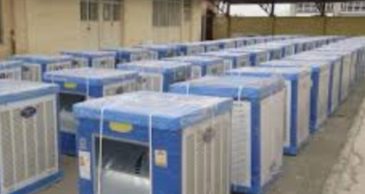 اهدا ۱۲ کولر به خانوارهای نیازمند ایلامی