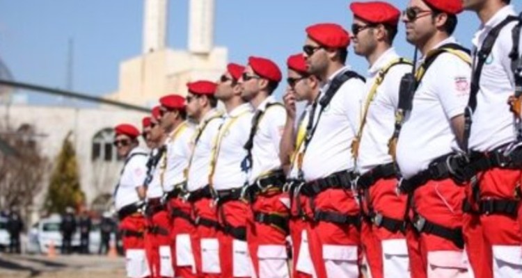 استقرار ۲۷ پایگاه امداد و نجات در مسیر تردد زائران حسینی
