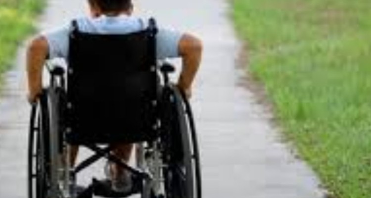 ۴۲۵ معلول ضایعه نخاعی در ایلام حق پرستاری می گیرند