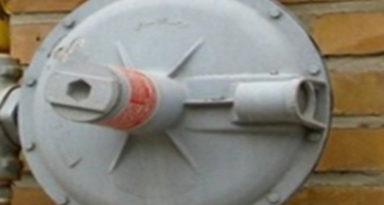 نصب بیش از ۹۰۰ انشعاب علمک در استان