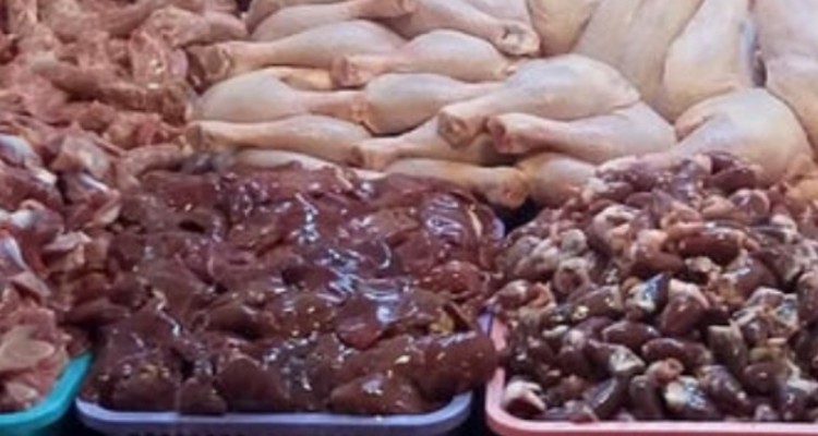 معدوم سازی محموله ۱۴ تنی جگر مرغ در مرز