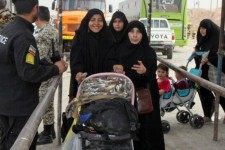 تردد بیش از ۹ هزار مسافر از مرز مهران/ آغاز به فعالیت گیت های بیمار یابی در ورودی مرز