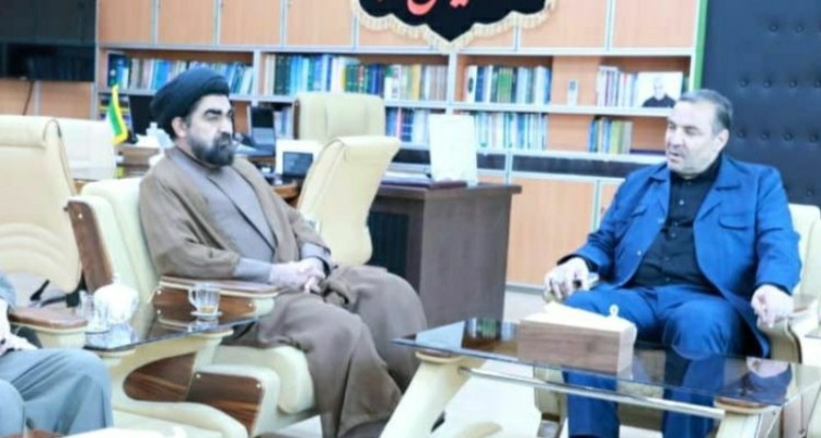 پخت ۶۰۰ هزار پرس غذا در پایانه مرزی مهران توسط آستان قدس رضوی