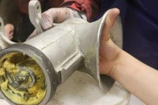 چرخ گوشت انگشتان کودک ایلامی را بلعید