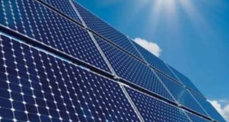 واکذاری ۲۳۰ پنل خورشیدی به عشایر استان