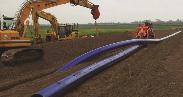 اجرای ۴ کیلومتر خط انتقال برای تامین آب پارکینگ اربعین