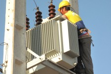 نصب ۶۰ دستگاه ترانسفورماتور در مرز مهران