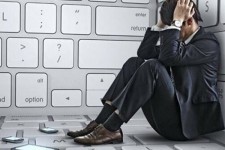 رانندگی بدون گواهینامه در جاده مجازی