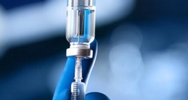 81/21 درصد افراد بالای 12 سال در ایلام در برابر کرونا واکسینه شدند