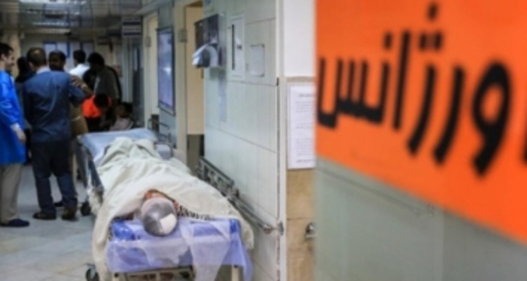 مصدومان سانحه واژگونی اتوبوس عراقی وارد مرز مهران شدند