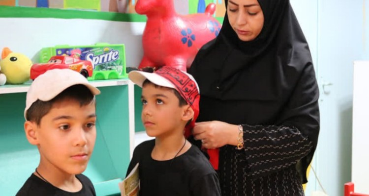 کتابخانه های عمومی استان ایلام به زائران خدمات فرهنگی ارائه می دهد