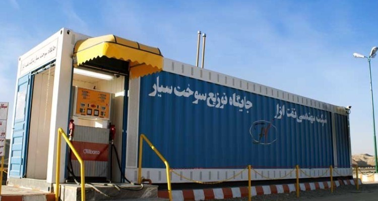 راه‌اندازی ۶ جایگاه سیار سوخت در مرز مهران