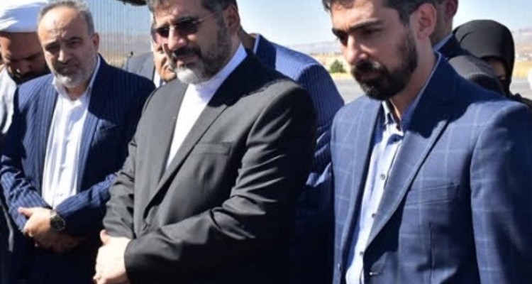 برگزاری آیین اختتامیه جشنواره طنز تی تالی ایوان