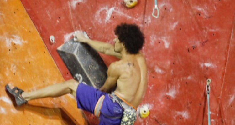 اولین سالن صخره نوردی ایلام به بهره برداری رسید