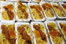توزیع 80 هزار پرس غذای گرم بین نیازمندان توسط گروه های جهادی ایلام