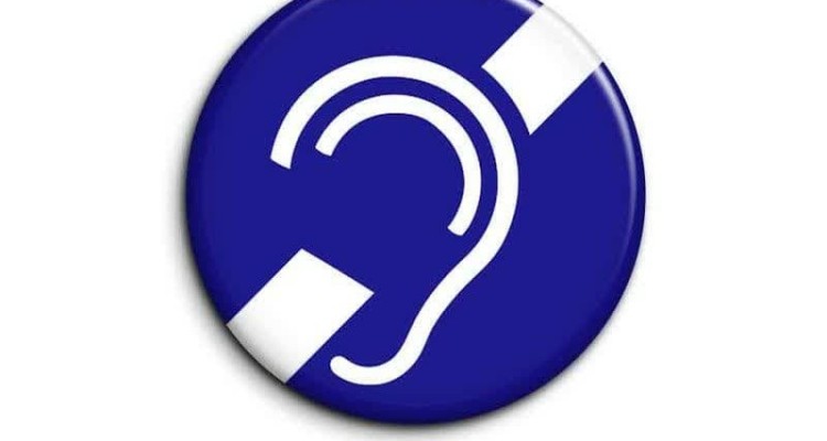 از مشکلات جدی ناشنوایان در استان کمبود رابط زبان اشاره است