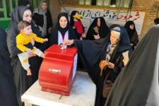 جمع آوری بیش از 4 میلیارد ریال کمک های مردمی برای غزه و لبنان توسط هلال احمر ایلام