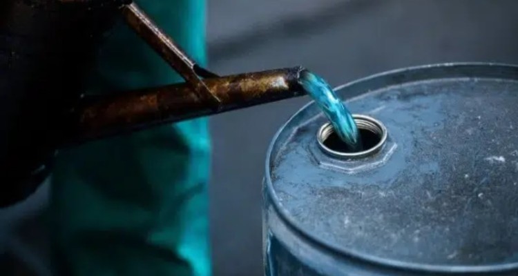 پیش بینی توزیع 2 میلیون لیتر نفت سفید در بین عشایر استان