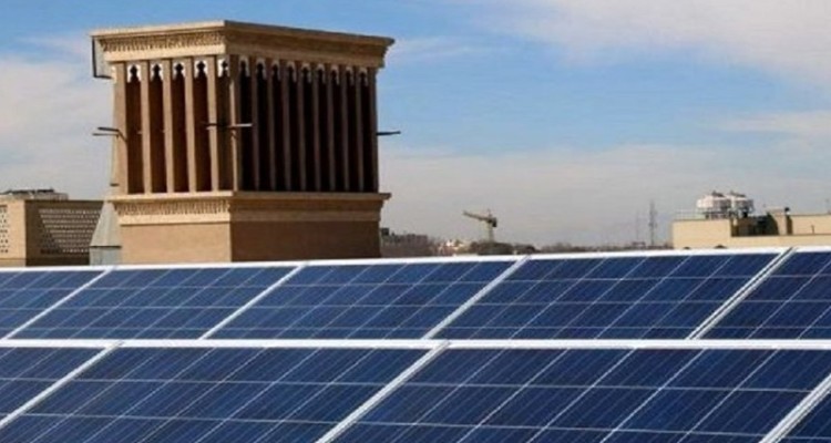 راه اندازی 3 هزار نیروگاه پشت بامی تولید برق در ایلام